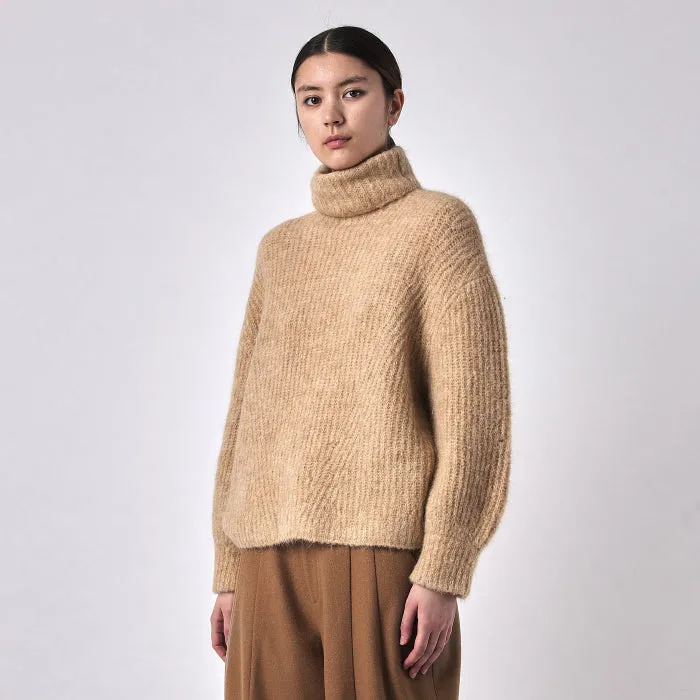 7115 By Szeki Woman Brushed Airy Turtleneck Sweater Wheat Brown