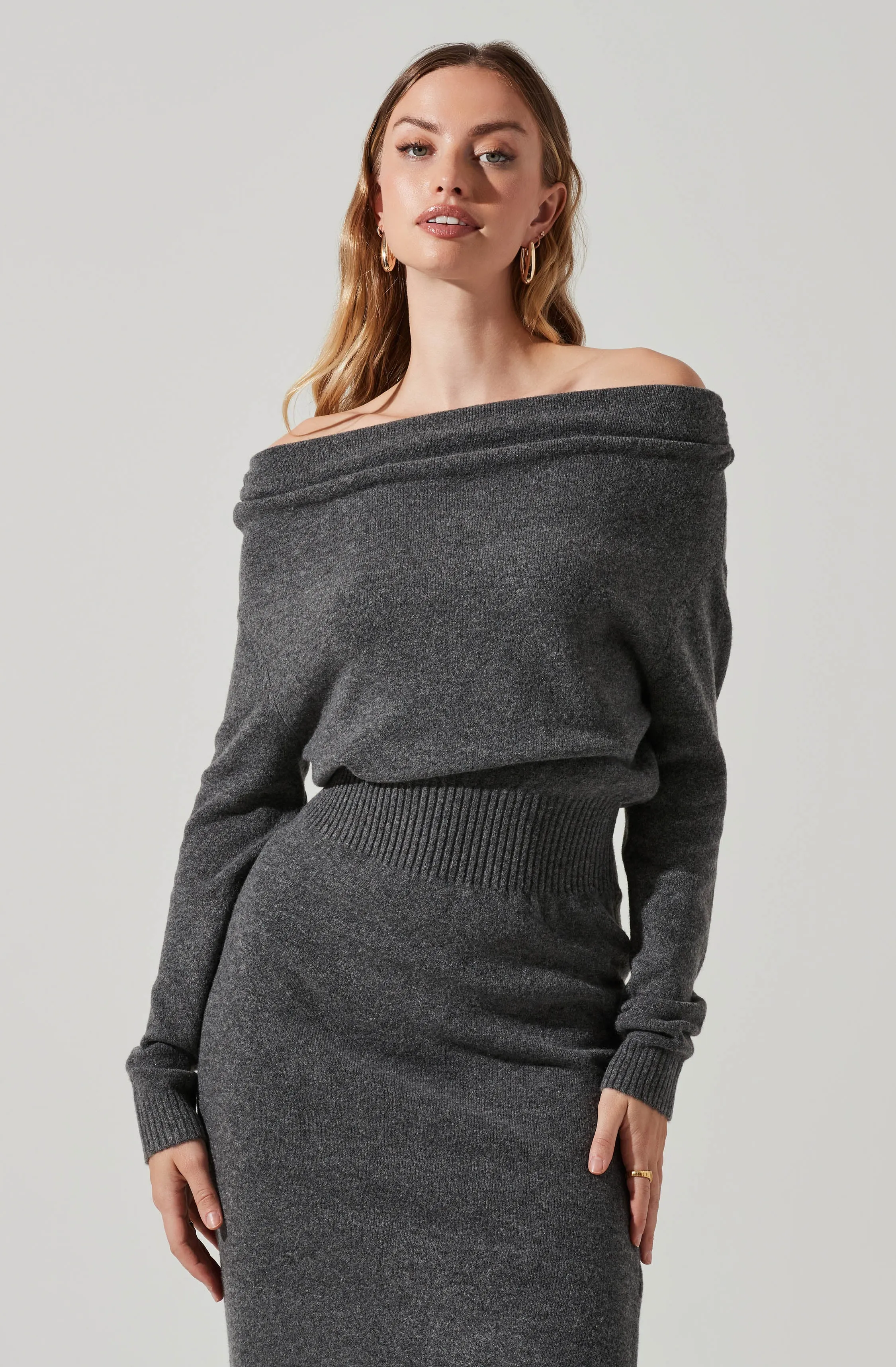 ASTR THE LABEL CORA OFF SHOULDER MIDI SWEATER DRESS CHARCOAL