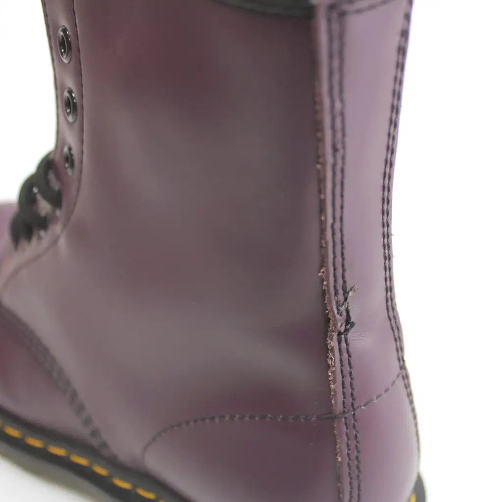 Dr. Martens 1460 8 Eyelet Smooth Purple Womens Boots - UK 6