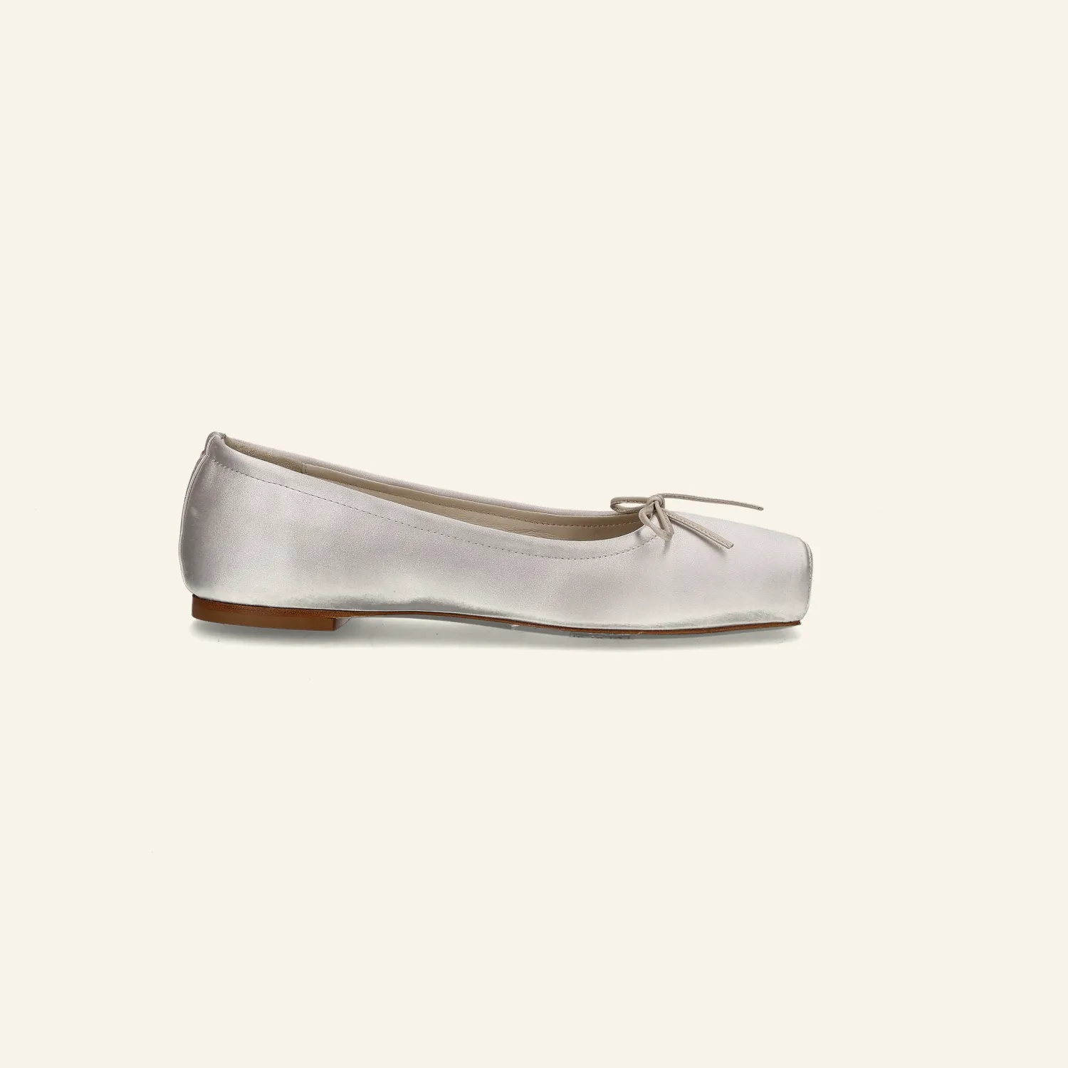 GABRIELLA | Creamy Satin