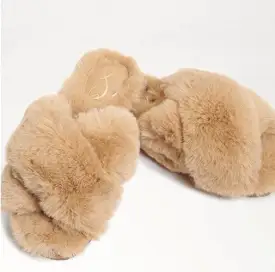 Jeane Slipper in Camel Plush