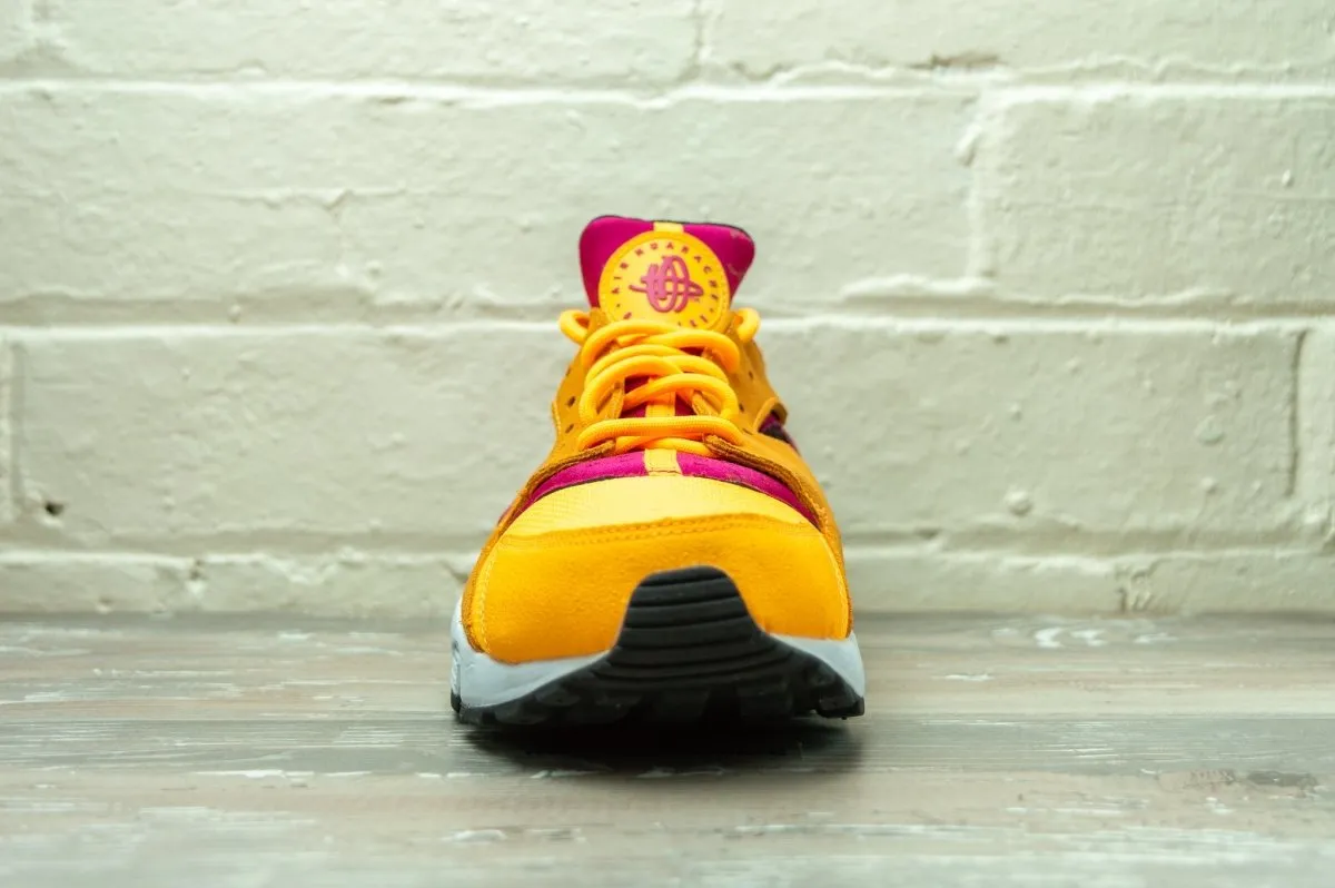 Nike Air Huarache Size? Laser Orange 318429 861