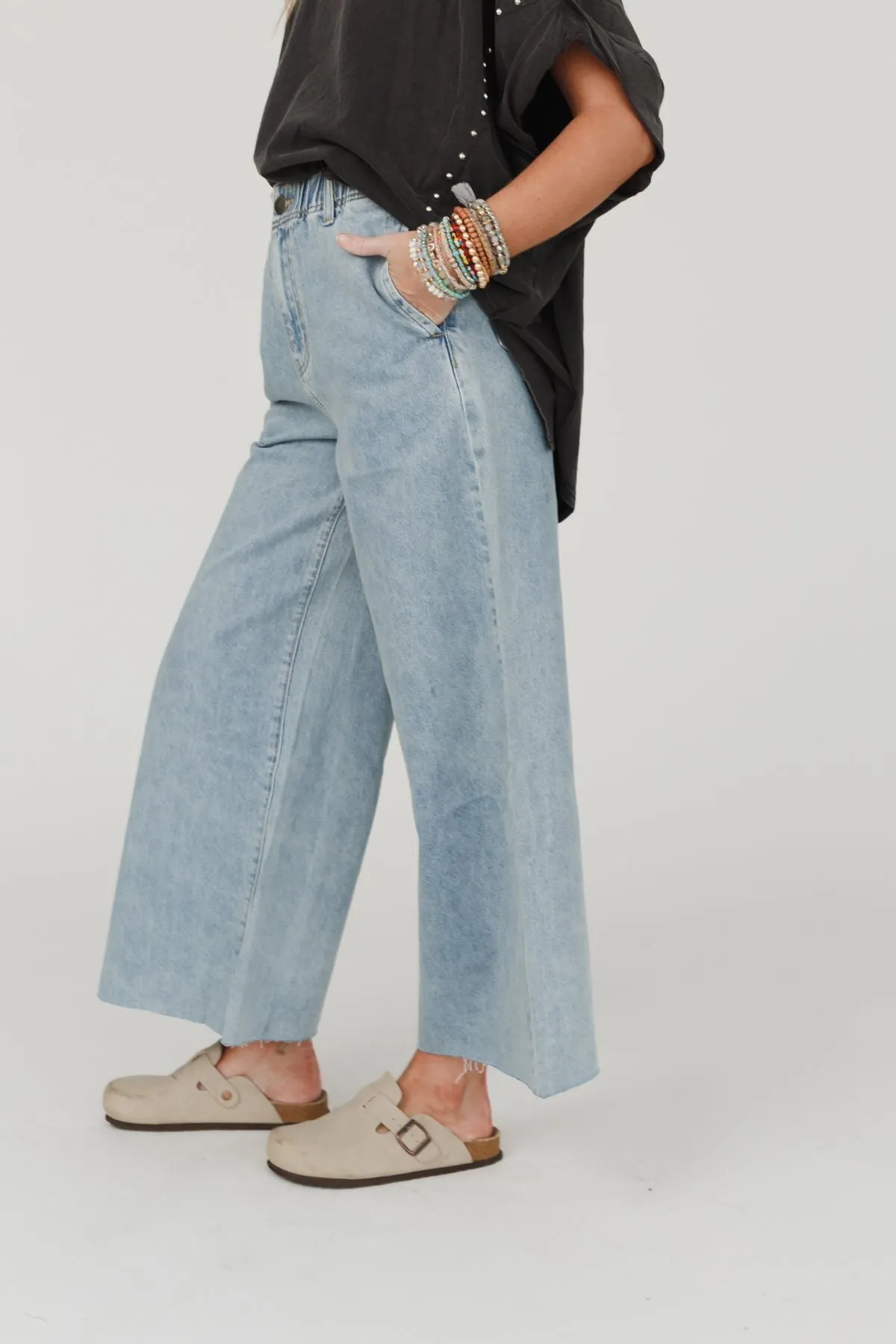 Simply You Wide Leg Jeans - Washed Denim