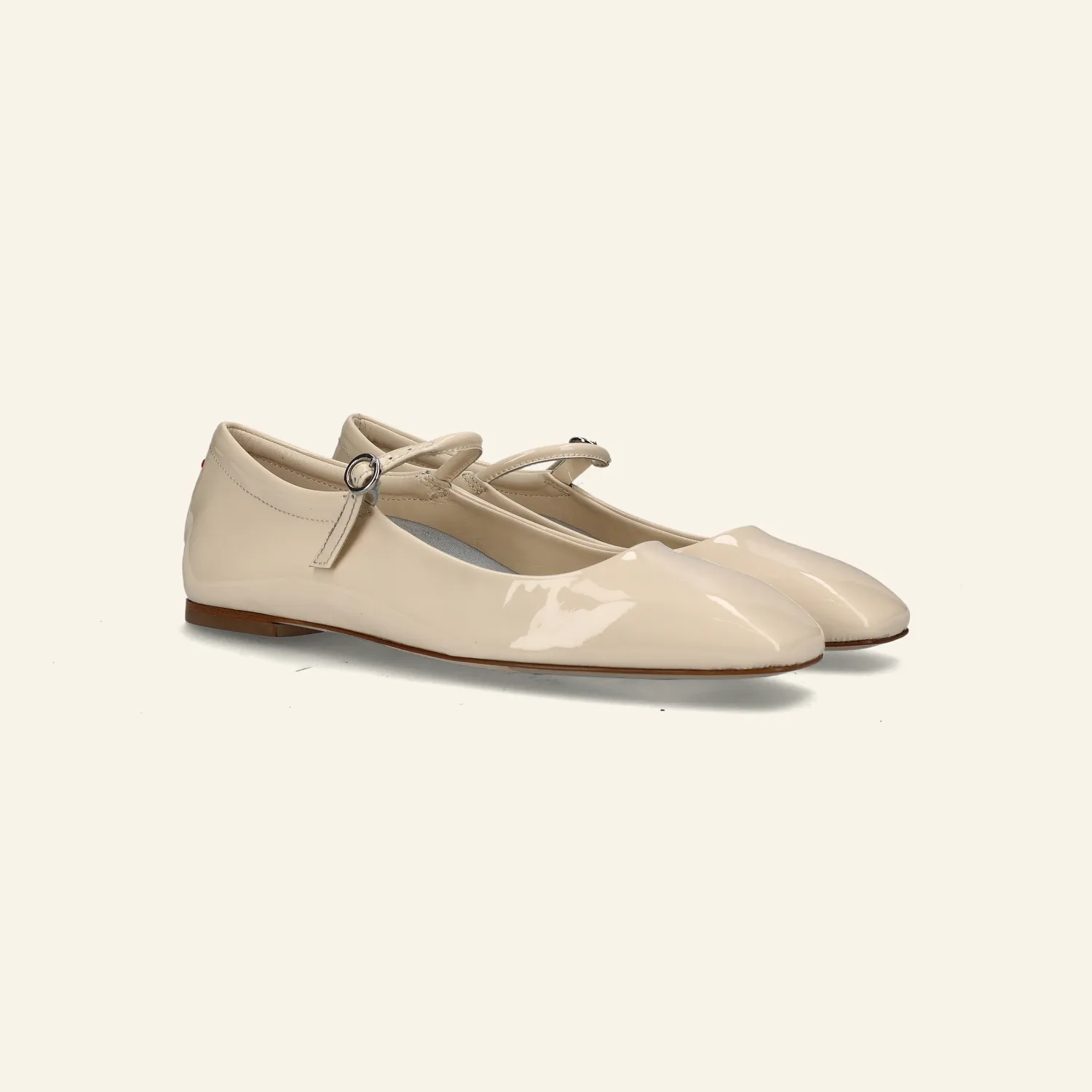 UMA | Calf Leather Creamy