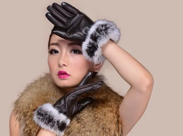 Women's leather gloves lined with real rabbit fur